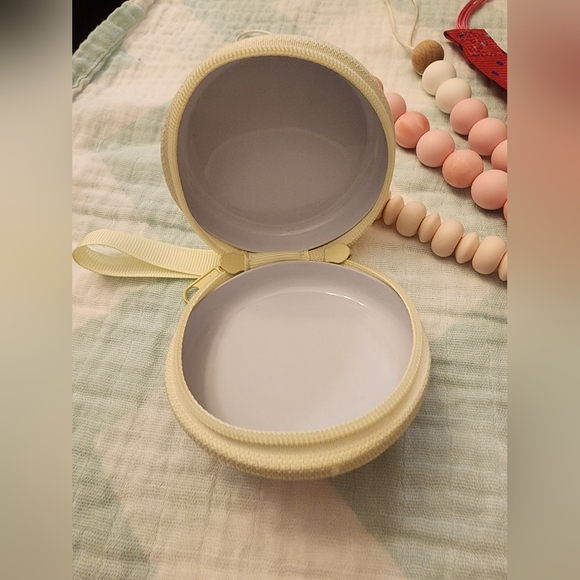 Pacifier clips and Pacifier clip - Picture 7 of 7